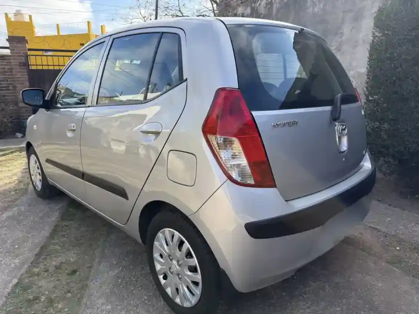 Hyundai I10 1.2 Gls Seguridad L At 2011 - foto 2