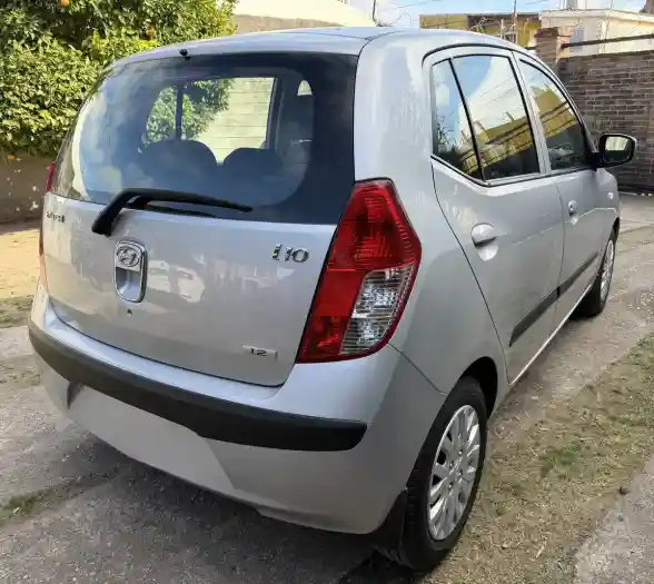 Hyundai I10 1.2 Gls Seguridad L At 2011 - foto 4
