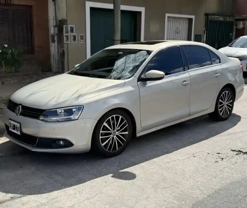 Volkswagen Vento 2.0 Sportline Tsi 200Cv 2012 - foto 1