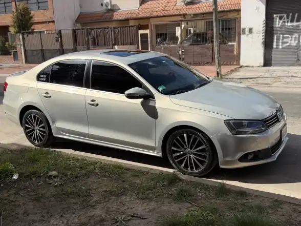 Volkswagen Vento 2.0 Sportline Tsi 200Cv 2012 - foto 3