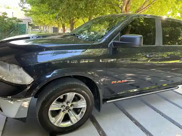 Ram 1500 5.7 Laramie Atx V8 2021 - foto 2