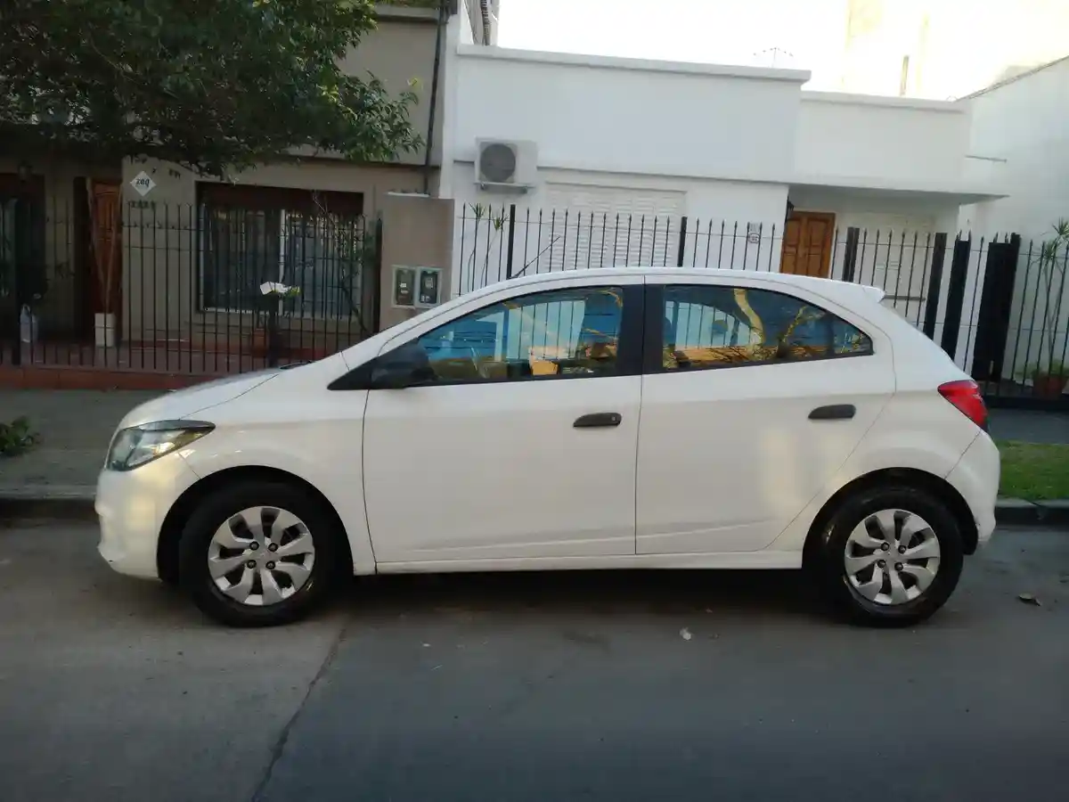 Chevrolet Onix 1.4 Joy Ls 2019 - foto 4