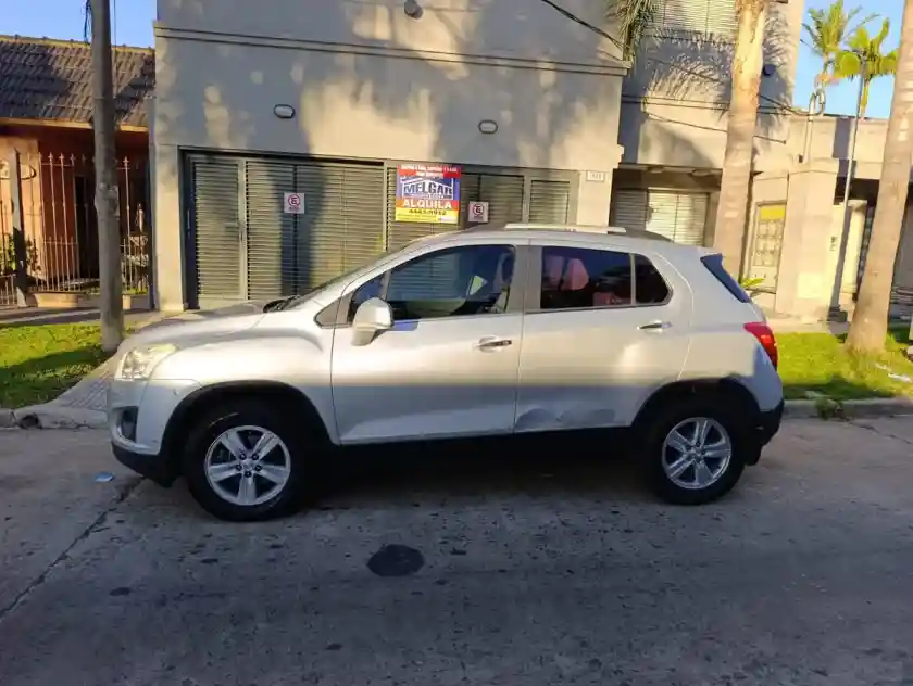 Chevrolet Tracker 1.8 Ltz Fwd Mt 140Cv 2013 - foto 3