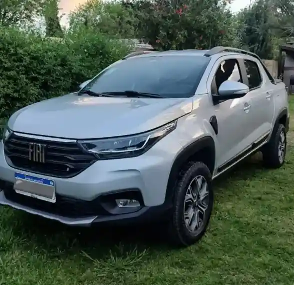 Fiat Strada 1.3 Volcano Cd 2023 - foto 1
