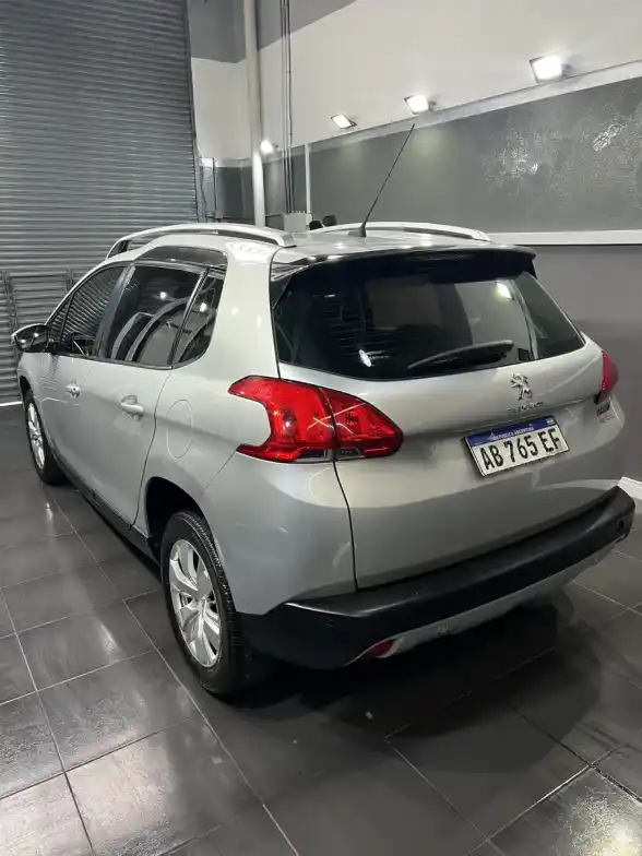 Peugeot 2008 1.6 Allure 2017 - foto 5