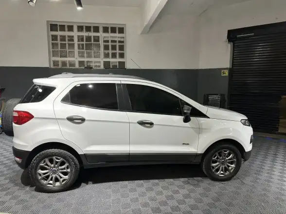Ford Ecosport 2.0 Freestyle 143 4X4 2016 - foto 3