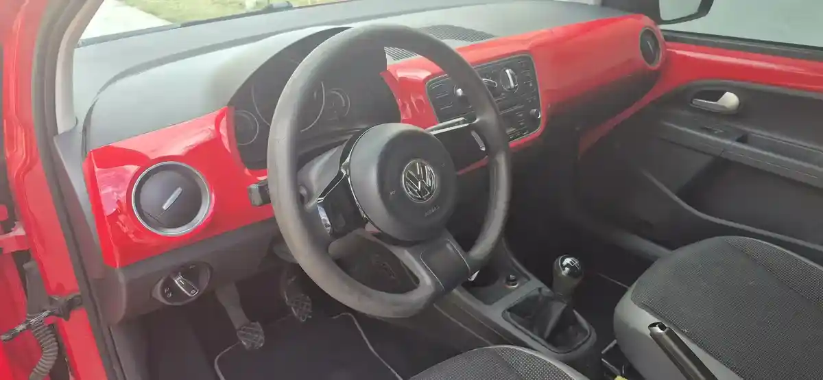 Volkswagen Up! 1.0 High Up! 75Cv I-Motion 5 P 2015 - foto 4