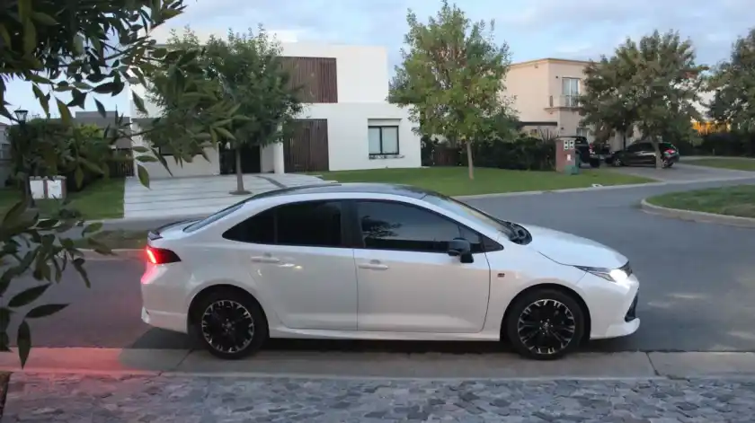 Toyota Corolla 2.0 Gr-Sport Cvt 2023 - foto 4