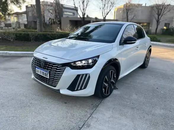 Peugeot 208 1.0T Gt 2024 - foto 1