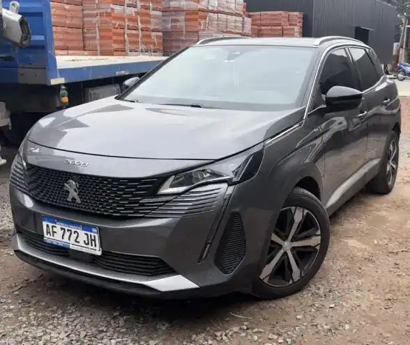 Peugeot 3008 Gt Pack Hdi Tiptrnic Am22 2023 - foto 1