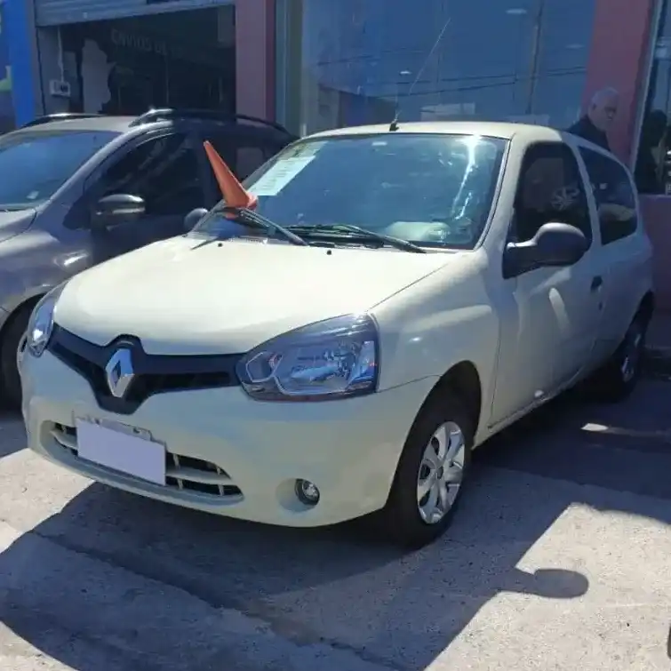 Renault Clio 1.2 Mío Authentique Pack 2015 - foto 1