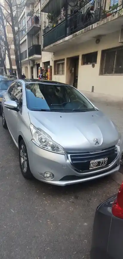 Peugeot 208 1.6 Feline 2013 - foto 3