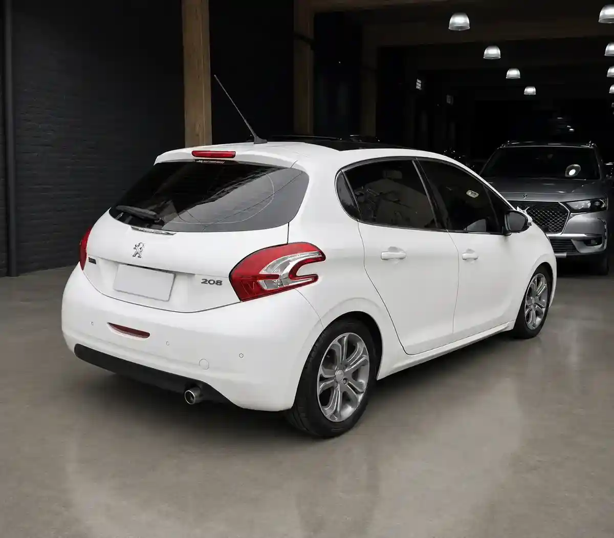 Peugeot 208 1.6 Feline Pack Cuir 2017 - foto 5