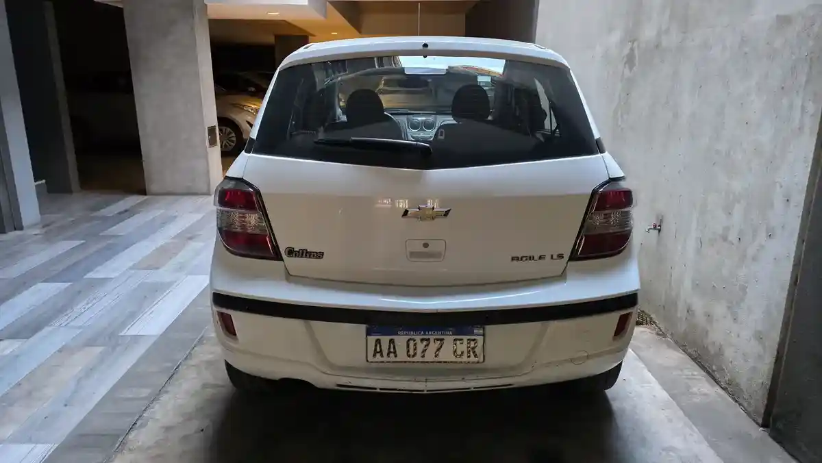 Chevrolet Agile 1.4 Ls 2015 - foto 4