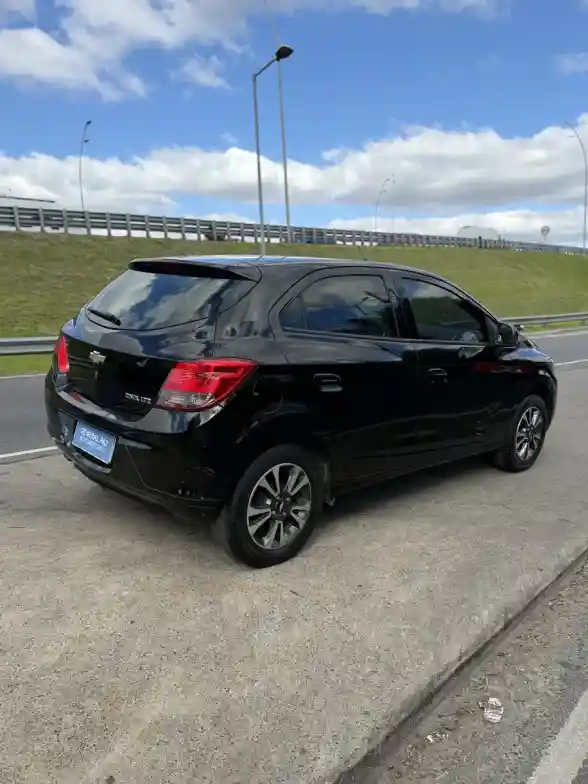 Chevrolet Onix 1.4 Ltz At 98Cv 2016 - foto 4