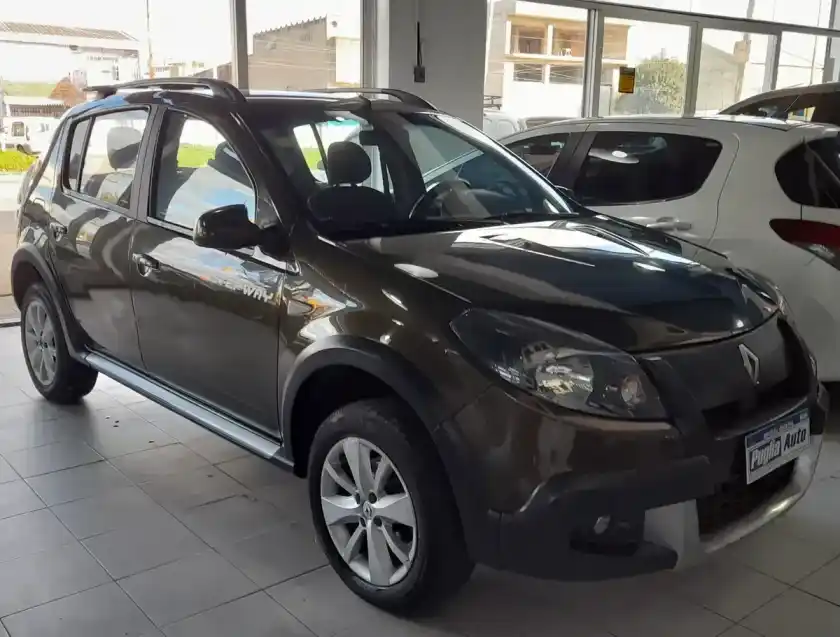 Renault Sandero Stepway 2013 - foto 1
