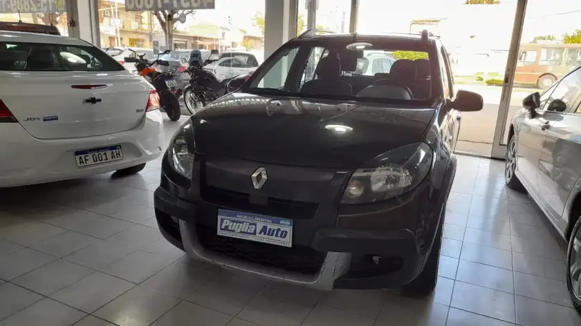 Renault Sandero Stepway 1.6 Privilege Nav 105Cv 2013 - foto 2