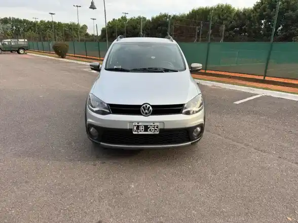 Volkswagen Suran Volkswagen Suran Cross 1.6 Highline 101Cv 2011 - foto 3