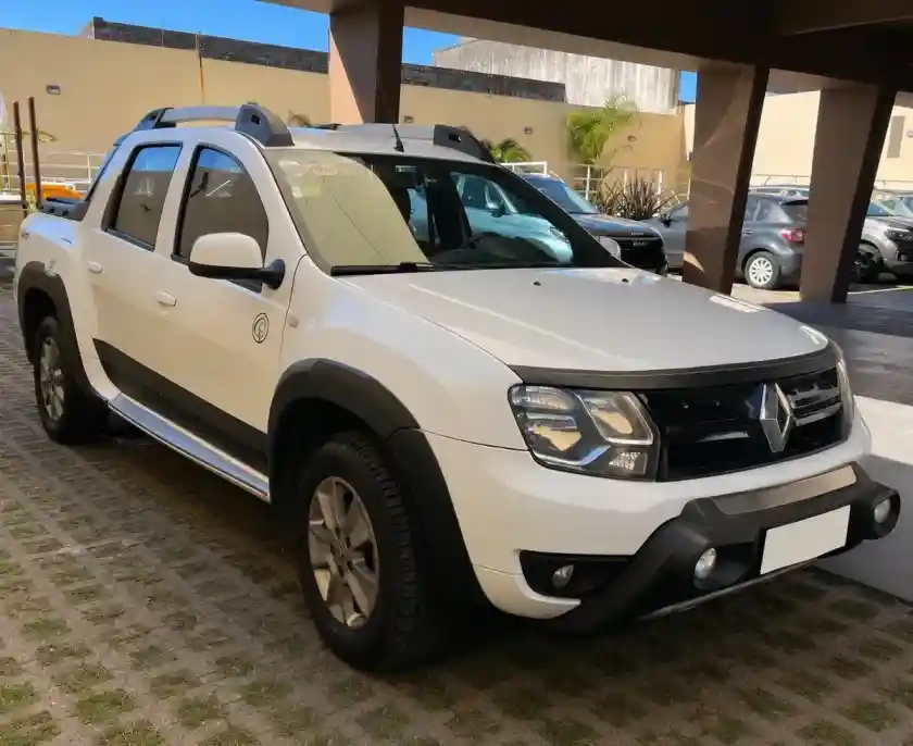 Renault Duster Oroch 2.0 Outsider Plus 2017 - foto 1