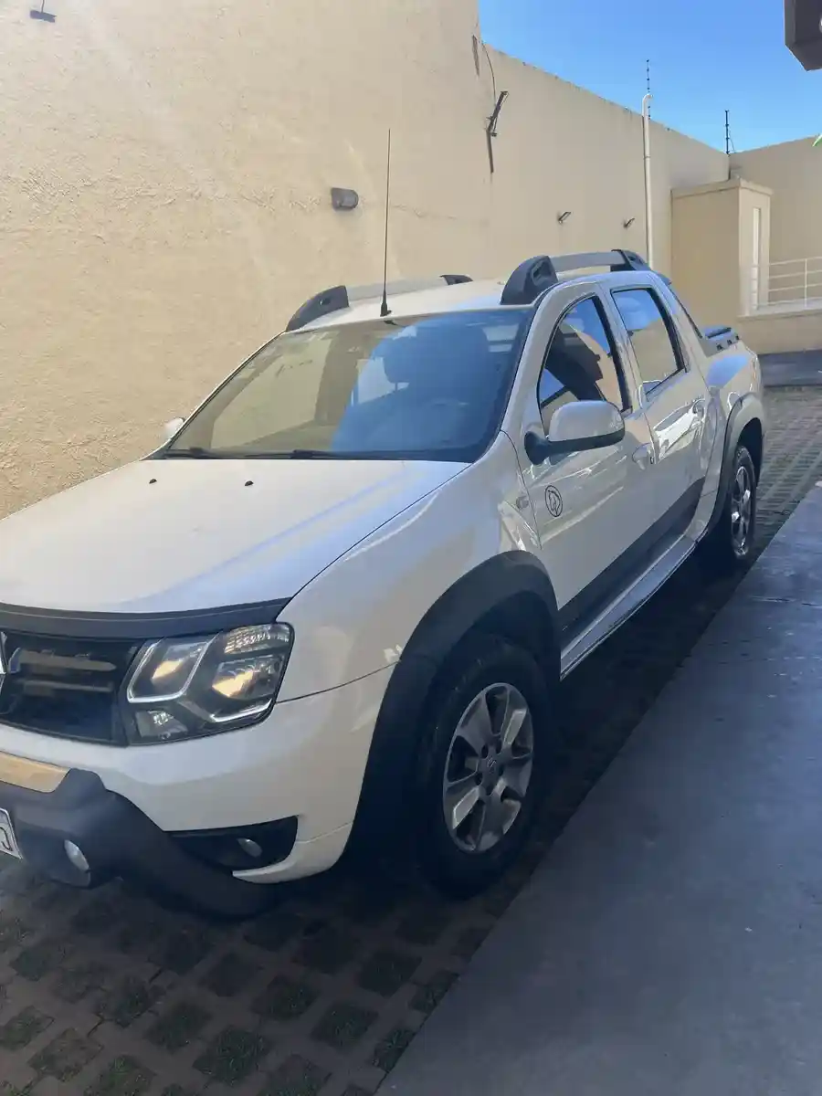 Renault Duster Oroch 2.0 Outsider Plus 2017 - foto 3