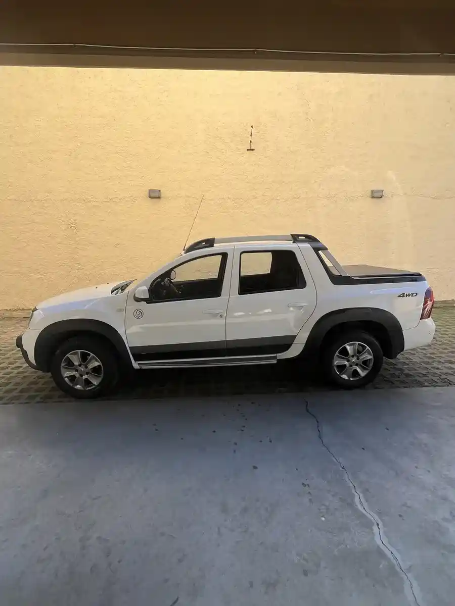 Renault Duster Oroch 2.0 Outsider Plus 2017 - foto 4