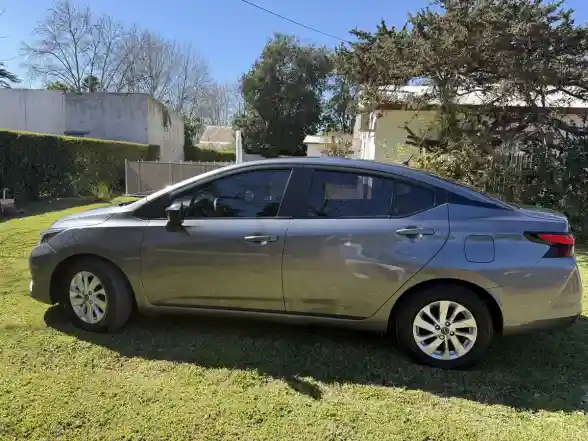 Nissan Versa 1.6 Sense Mt 2023 - foto 4