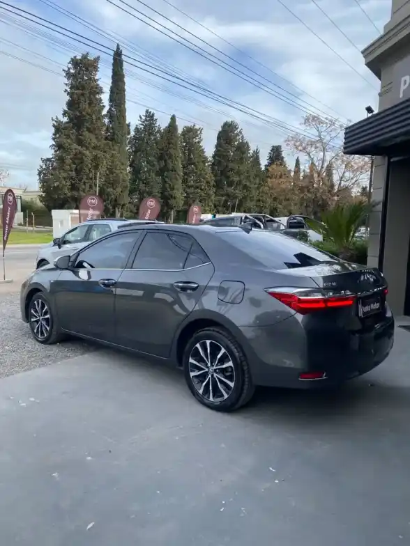 Toyota Corolla 1.8 Se-G Cvt 140Cv 2018 - foto 3