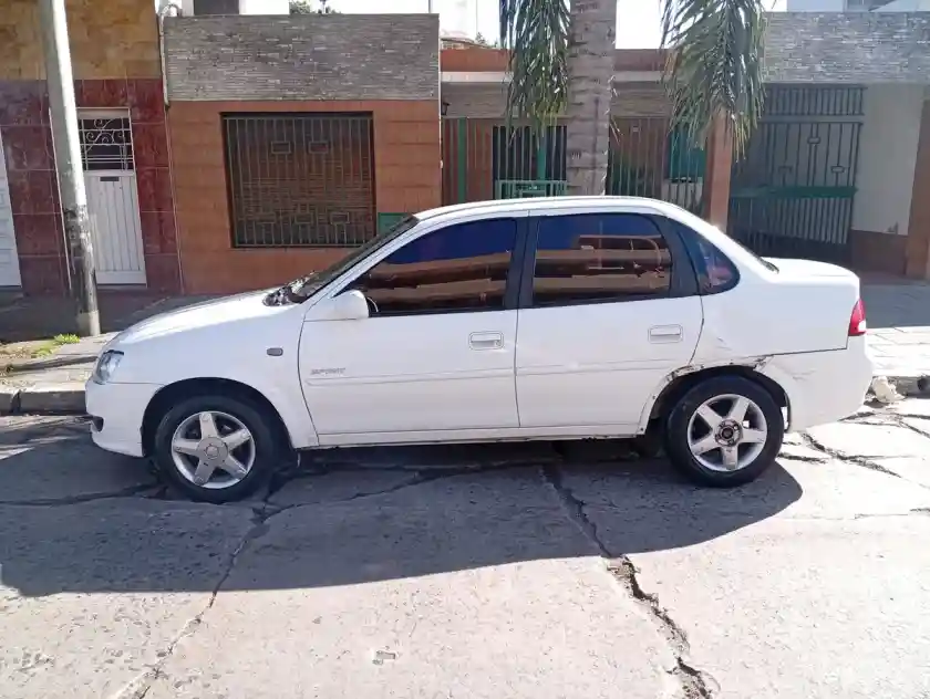 Chevrolet Classic 1.4 Lt Spirit Pack 2013 - foto 2