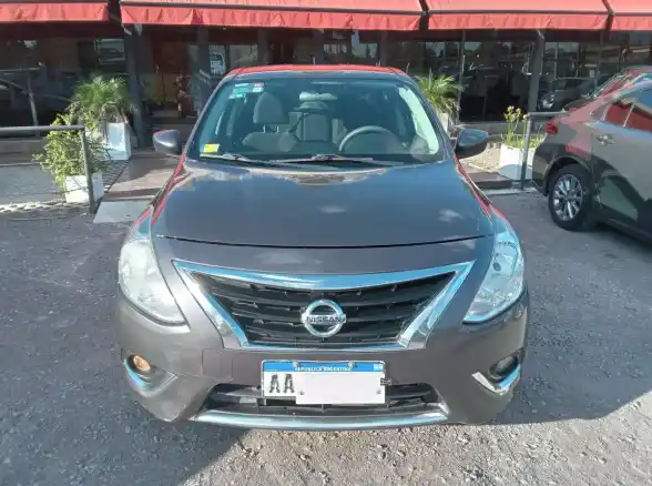 Nissan Versa 1.6 Advance Mt 2016 - foto 2