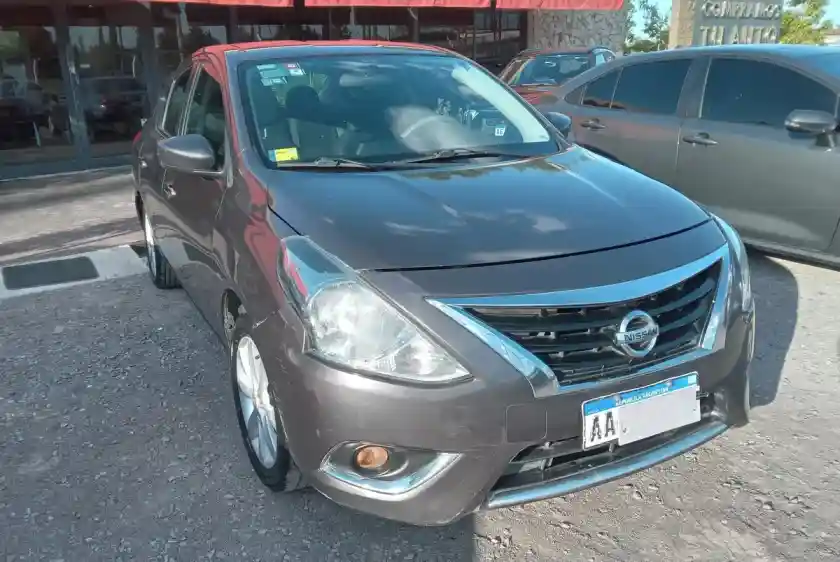 Nissan Versa 1.6 Advance Mt 2016 - foto 3