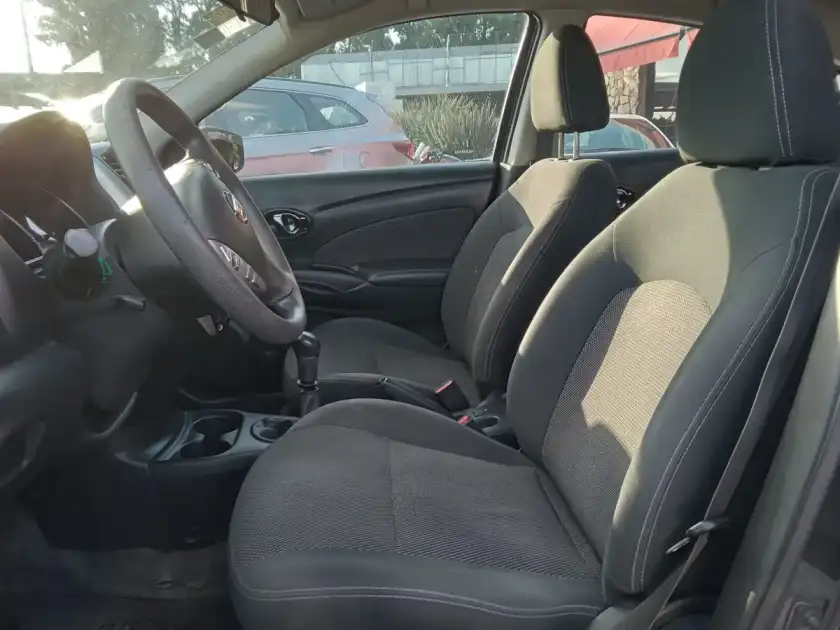 Nissan Versa 1.6 Advance Mt 2016 - foto 5