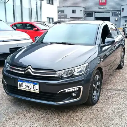 Citroën C-Elysee 1.6 Shine Vti 115 At 2017 - foto 1
