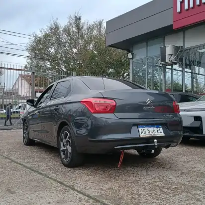 Citroën C-Elysee 1.6 Shine Vti 115 At 2017 - foto 4