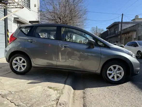 Nissan Note 1.6 Sense 110Cv 2017 - foto 4