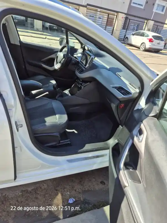 Peugeot 208 1.6 Feline 2018 - foto 5