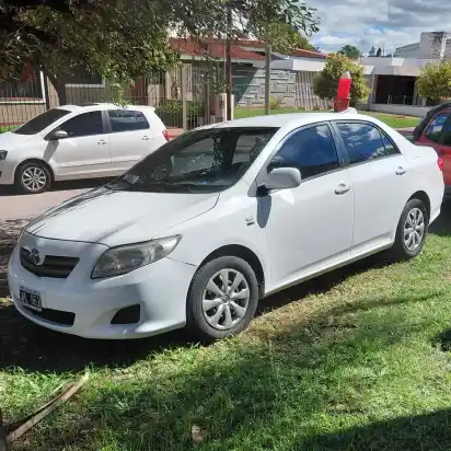 Toyota Corolla 1.6 Xli 2010 - foto 1