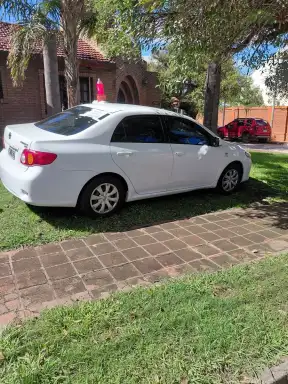 Toyota Corolla 1.6 Xli 2010 - foto 3