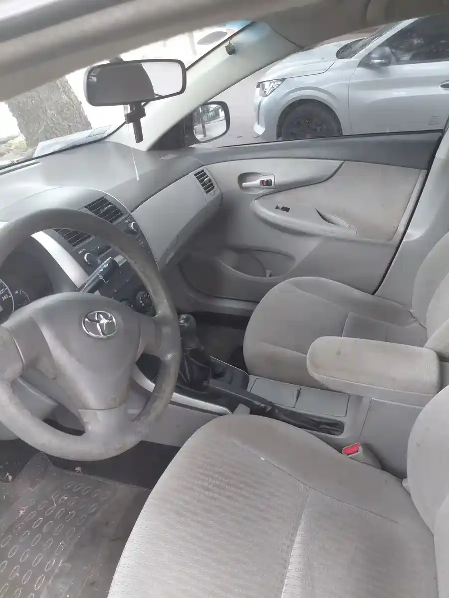 Toyota Corolla 1.6 Xli 2010 - foto 5