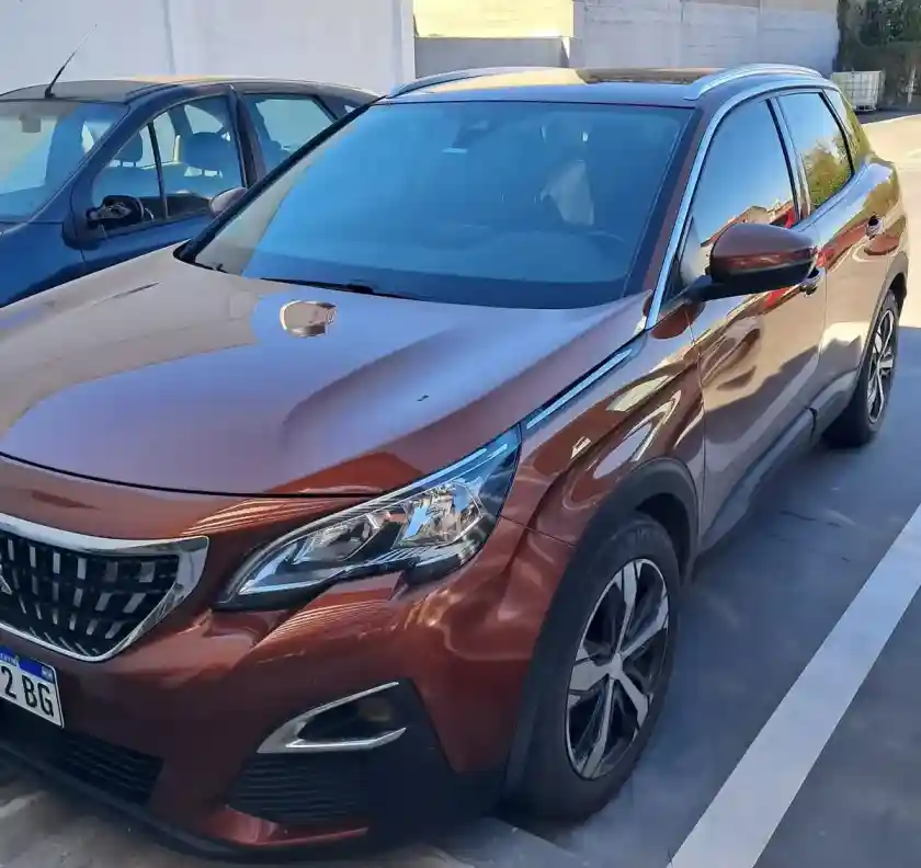 Peugeot 3008 1.6 Allure Thp Tiptronic 2018 - foto 1