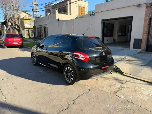 Peugeot 208 1.5 Allure Touchscreen 2015 - foto 5