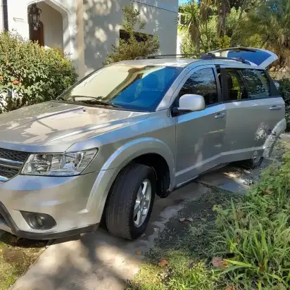 Dodge Journey 2011 - foto 1