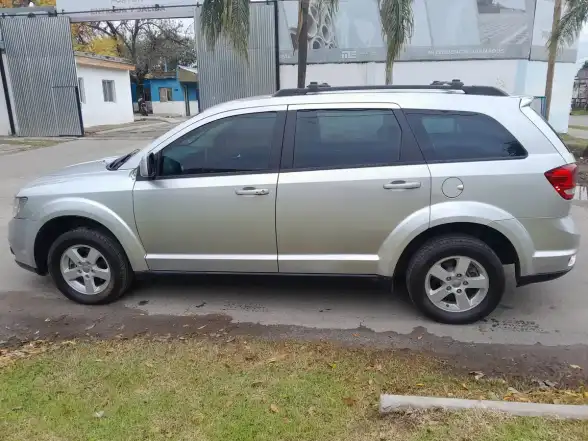 Dodge Journey 2.4 Sxt Atx (3 Filas) 2011 - foto 5