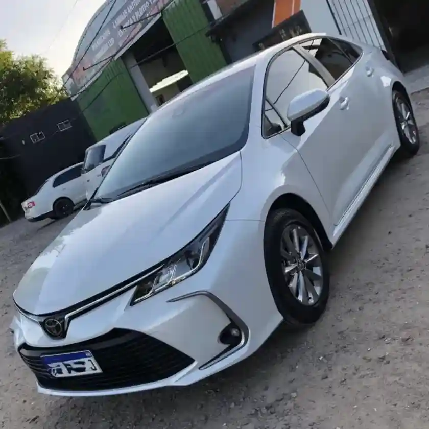 Toyota Corolla 2023 - foto 1