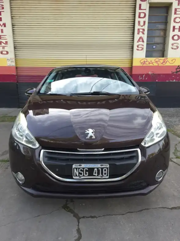 Peugeot 208 1.6 Feline Pack Cuir 2015 - foto 2