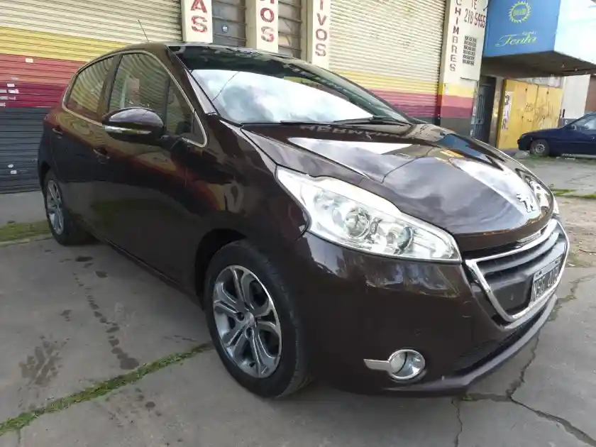 Peugeot 208 1.6 Feline Pack Cuir 2015 - foto 3
