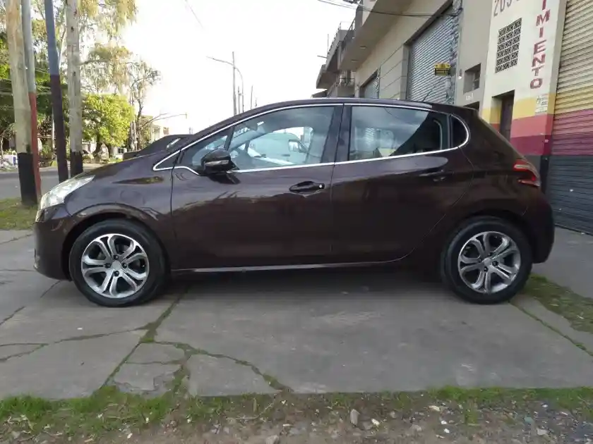 Peugeot 208 1.6 Feline Pack Cuir 2015 - foto 4