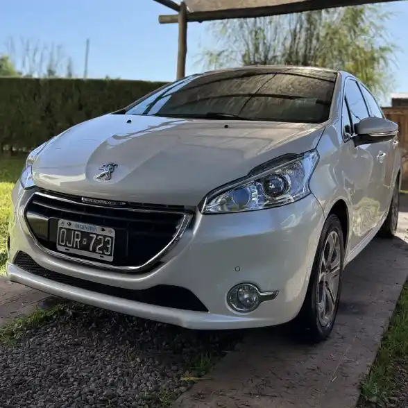 Peugeot 208 1.6 Feline Pack Cuir 2014 - foto 1