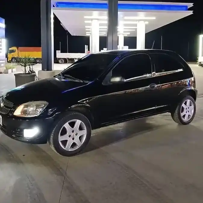 Chevrolet Celta 2012 - foto 1