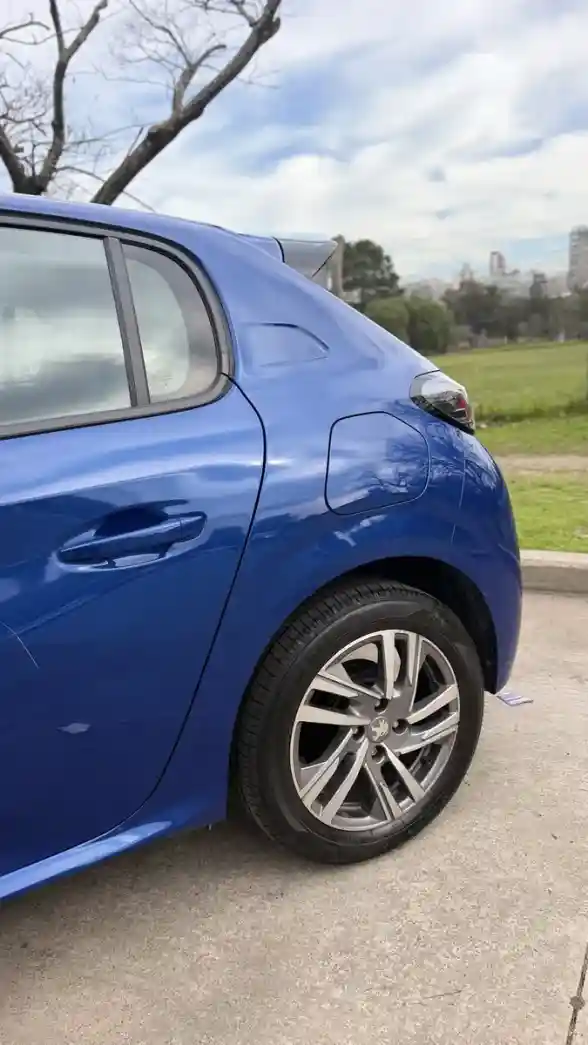 Peugeot 208 1.6 Feline Tiptronic 2022 - foto 4