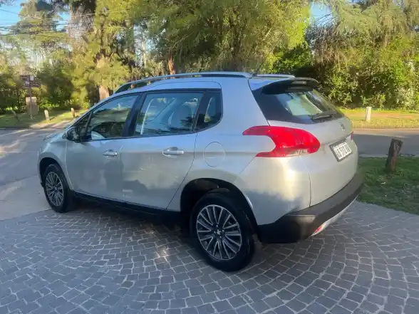 Peugeot 2008 1.6 Active 2017 - foto 4
